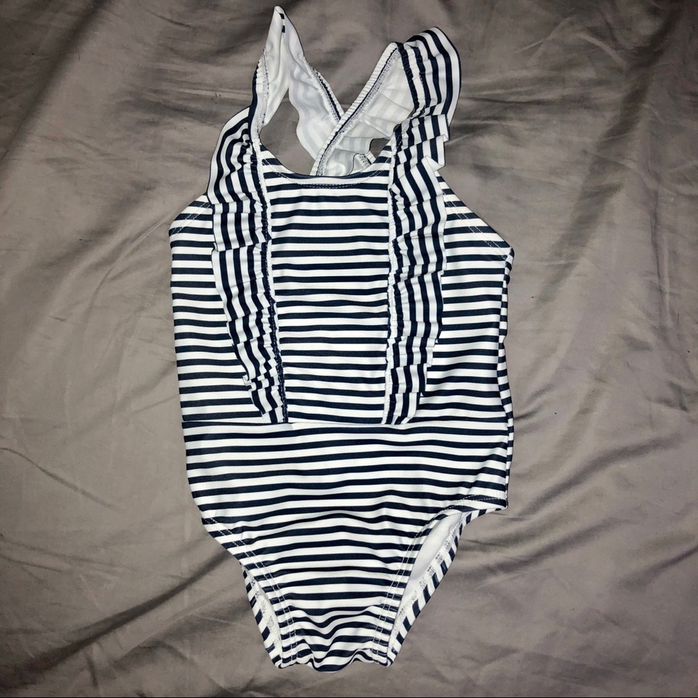 💥BOGO FREE💥 Gap swimsuit